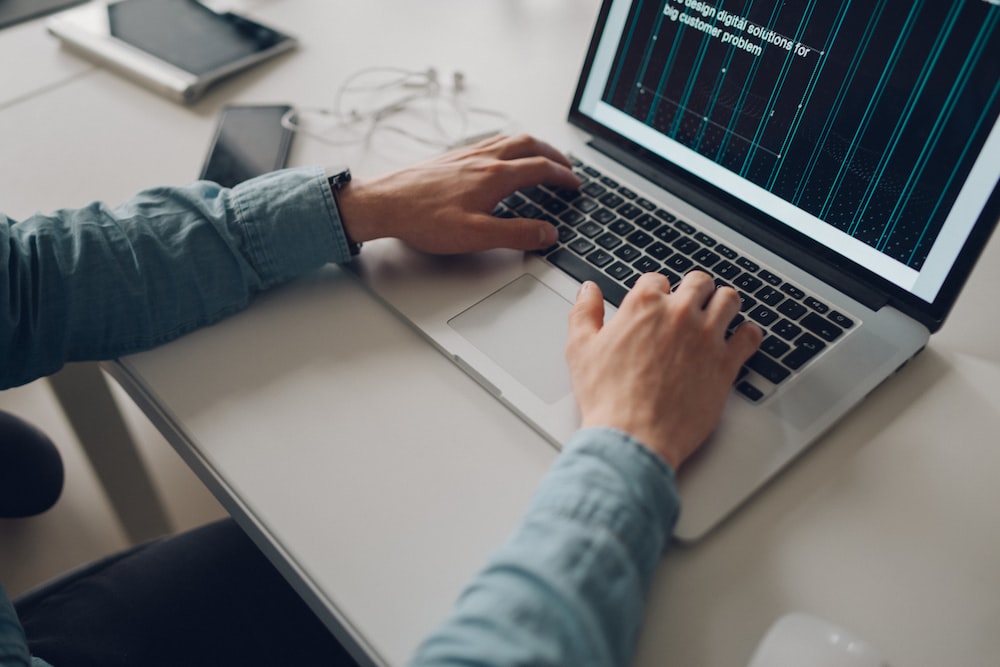 Benefits of posting ads on the Digital Space such as Stimko